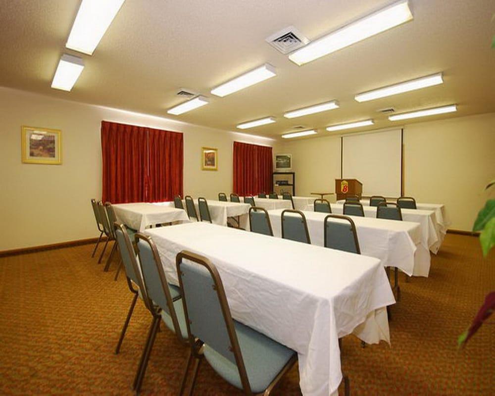 Super 8 By Wyndham Grapevine/Dfw Airport Northwest Hotel Buitenkant foto