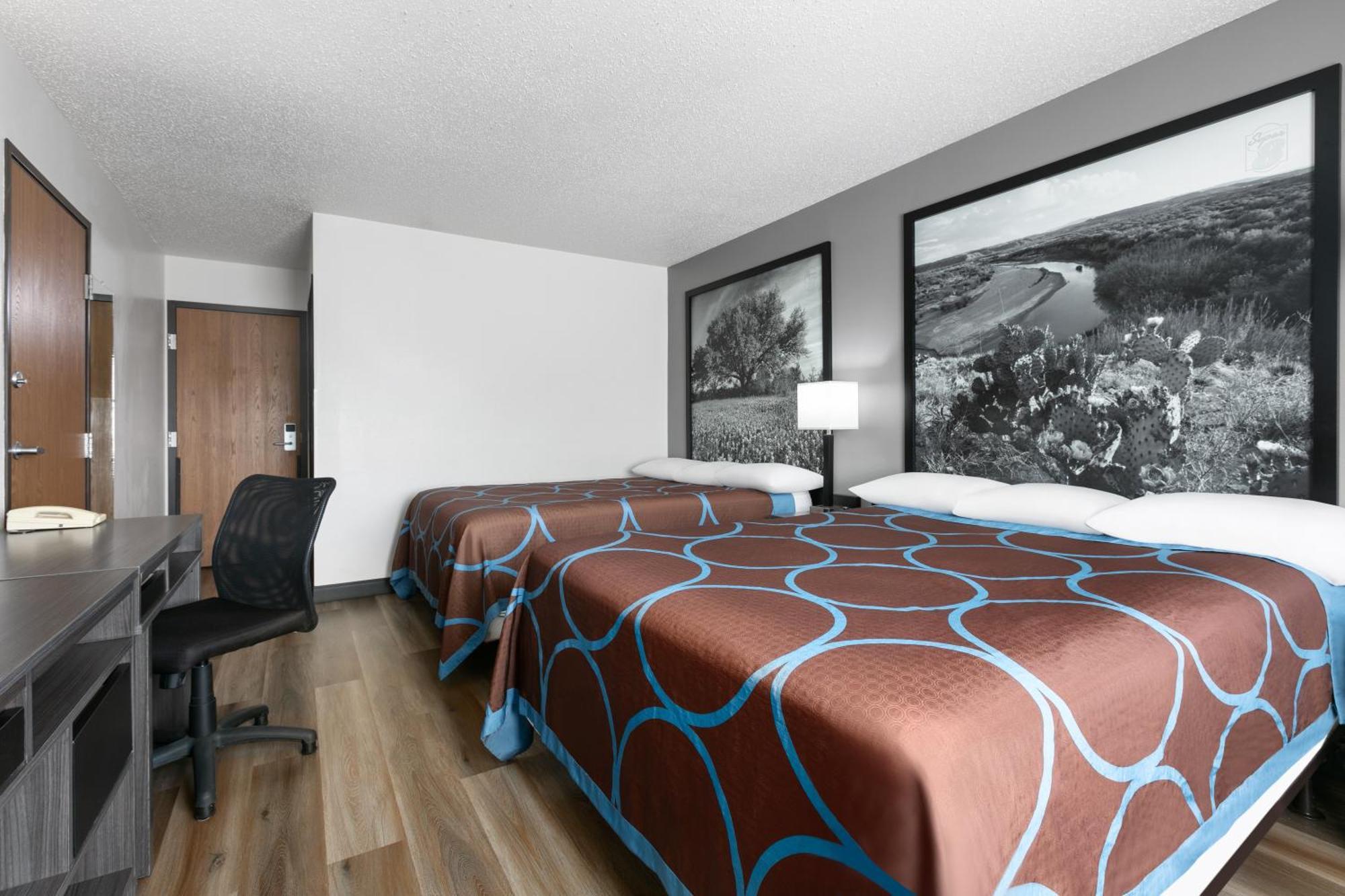 Super 8 By Wyndham Grapevine/Dfw Airport Northwest Hotel Buitenkant foto
