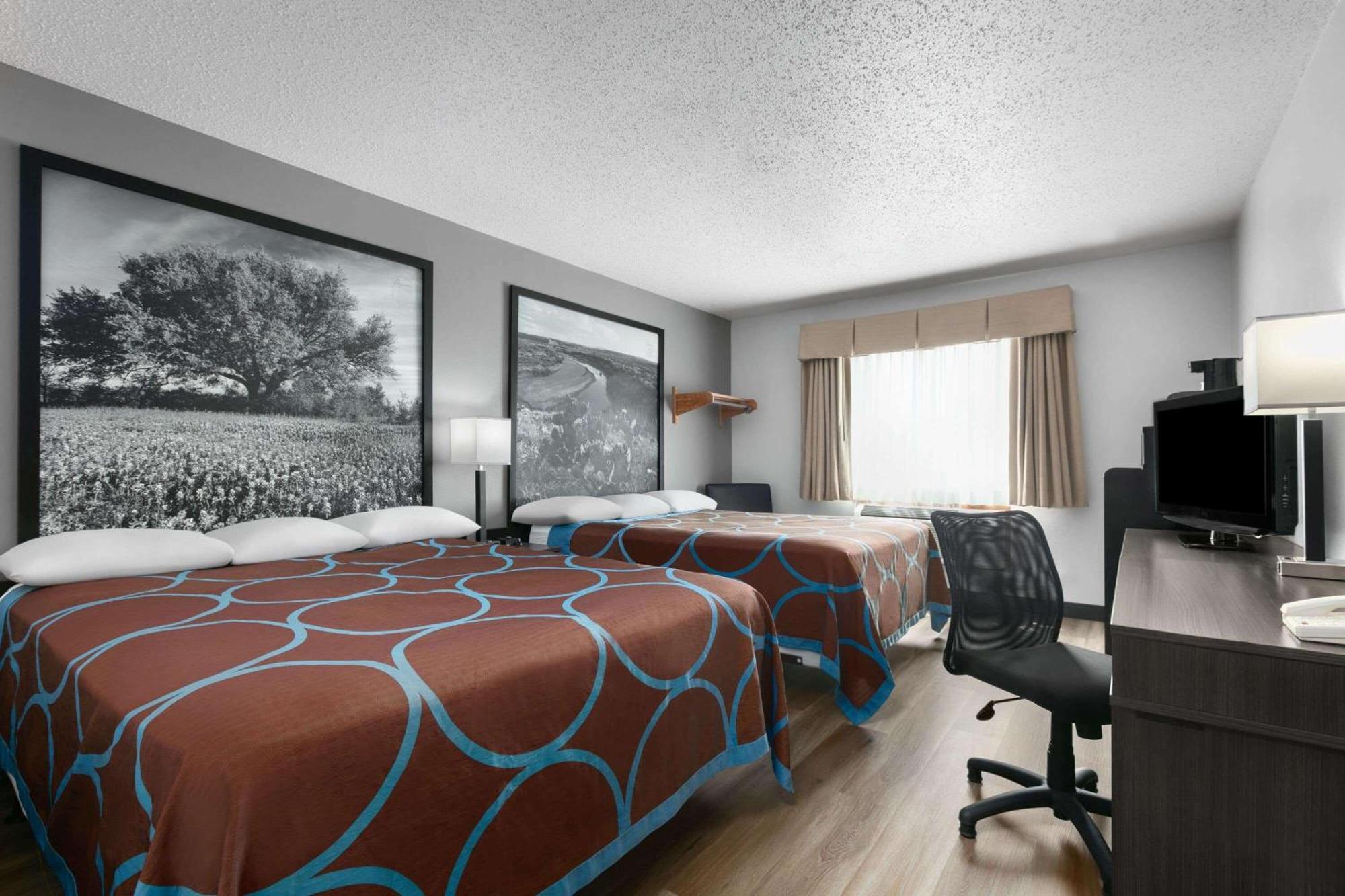 Super 8 By Wyndham Grapevine/Dfw Airport Northwest Hotel Buitenkant foto